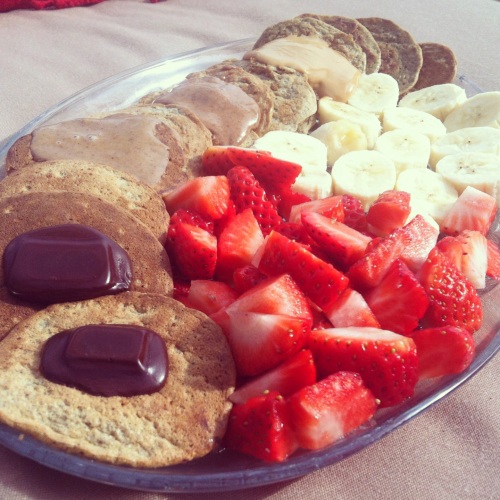 Mhhh! Banana-Oat pancakes with Strawberries, Banana, 3 diffrent nut butters and raw 100% cacao